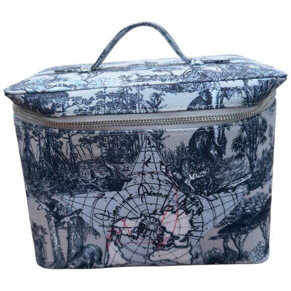 Dior Beauty Around The World Vanity Case - Picture 1 of 14